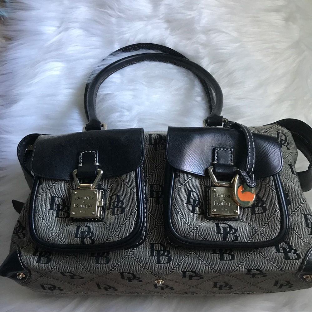 Dooney & Bourke Purse